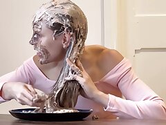 Messy Cake Face Ii (wam Sploshing Cake)