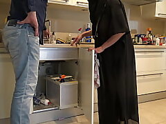 British Plumber Tears up Muslim Milf In