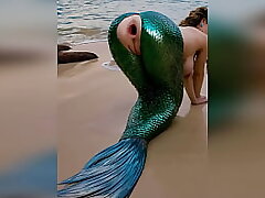 A stranger porked a mermaid hard on the