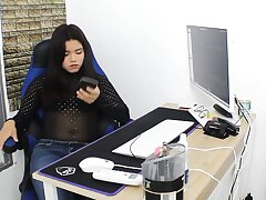 End up banging my boss's pussy so I don't lose my job at the company - porno in Spanish